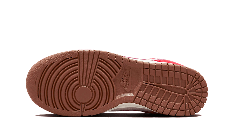 dunk-low-premium-bacon-socksforsport