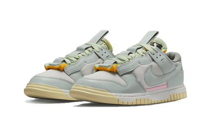 dunk-low-remastered-mint-foam-socksforsport