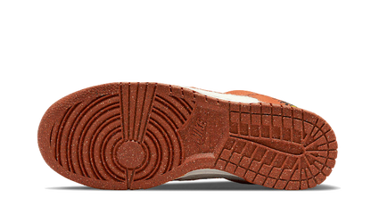 dunk-low-retro-sun-club-burn-sunrise-socksforsport