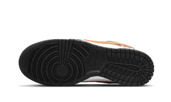 dunk-low-safari-mix-socksforsport