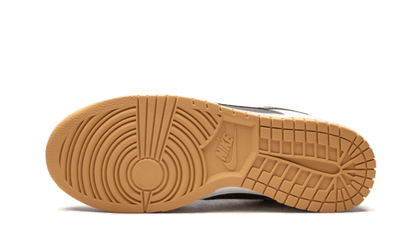 dunk-low-se-free-99-black-socksforsport