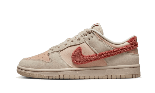 dunk-low-terry-swoosh-socksforsport
