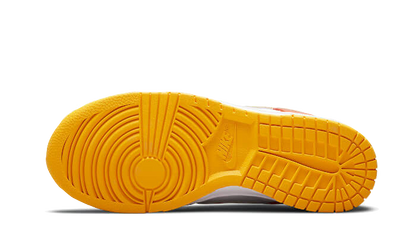 dunk-low-university-gold-socksforsport