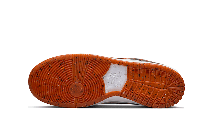 sb-dunk-low-crushed-dc-socksforsport