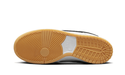 sb-dunk-low-pro-iso-white-gum-socksforsport