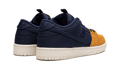 sb-dunk-low-pro-prm-90s-backpack-socksforsport