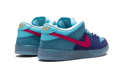sb-dunk-low-run-the-jewels-socksforsport
