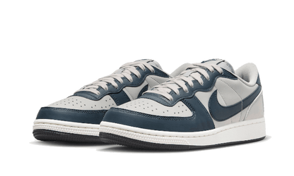 terminator-low-georgetown-socksforsport