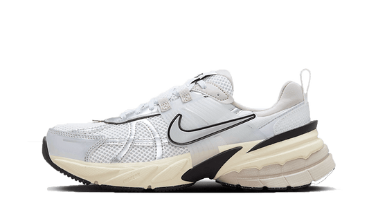 v2k-run-metallic-silver-socksforsport