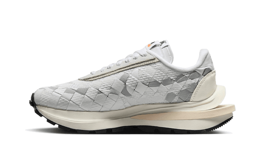vaporwaffle-woven-sacai-jean-paul-gaultier-white-socksforsport