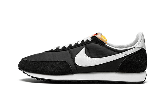 waffle-trainer-2-black-white-socksforsport