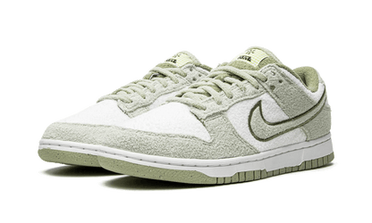 dunk-low-se-fleece-green-socksforsport