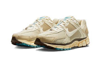 zoom-vomero-5-oatmeal-socksforsport
