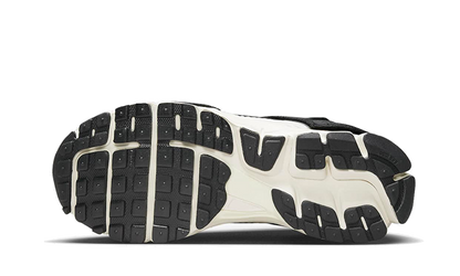 zoom-vomero-5-timeless-panda-dunk-socksforsport