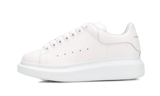 oversized-white-socksforsport