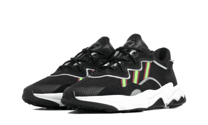 ozweego-core-black-solar-green-socksforsport