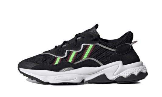 ozweego-core-black-solar-green-socksforsport