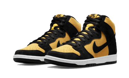 sb-dunk-high-pro-maize-and-black-socksforsport
