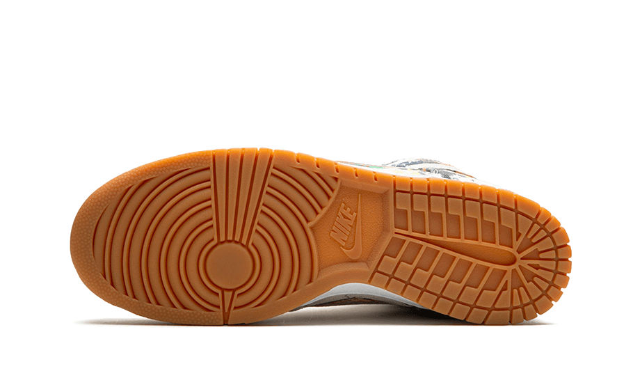 sb-dunk-high-supreme-rammellzee-socksforsport