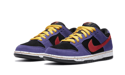 sb-dunk-low-acg-terra-socksforsport