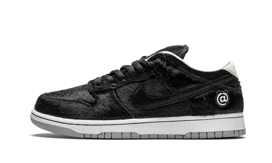 sb-dunk-low-berbrick-medicom-toy-socksforsport