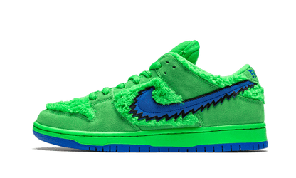 sb-dunk-low-grateful-dead-bears-green-socksforsport