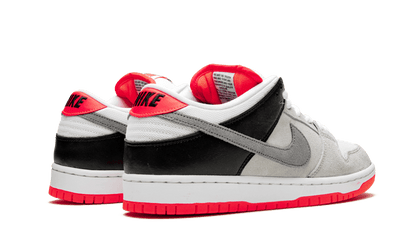 sb-dunk-low-infrared-socksforsport