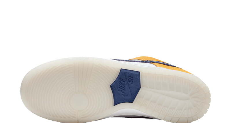 sb-dunk-low-laser-orange-socksforsport