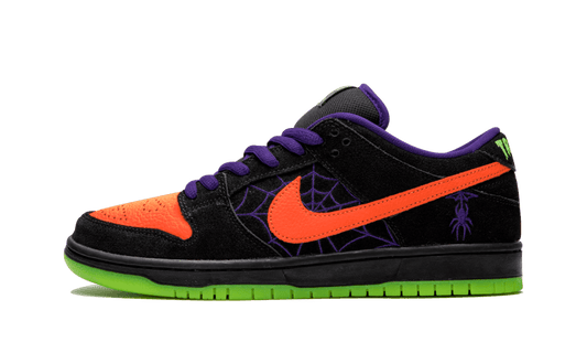 sb-dunk-low-night-of-mischief-socksforsport
