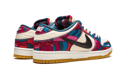 sb-dunk-low-parra-2021-socksforsport