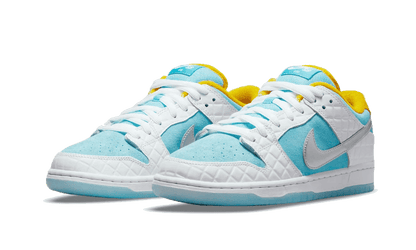 sb-dunk-low-pro-ftc-socksforsport