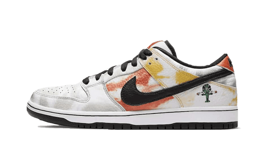 sb-dunk-low-raygun-tie-dye-away-socksforsport