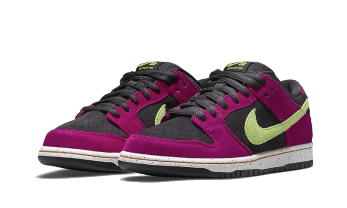 sb-dunk-low-red-plum-socksforsport