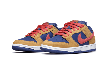 sb-dunk-low-reverse-papa-bear-socksforsport
