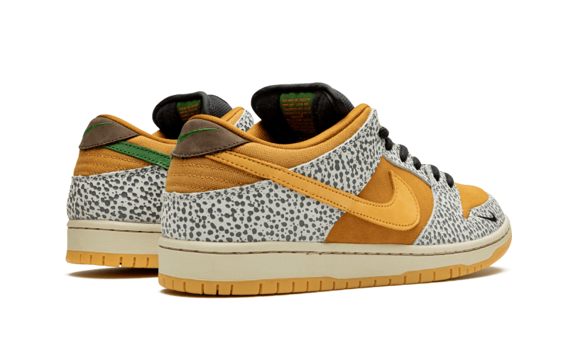 sb-dunk-low-safari-socksforsport