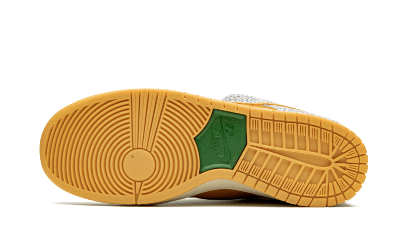sb-dunk-low-safari-socksforsport