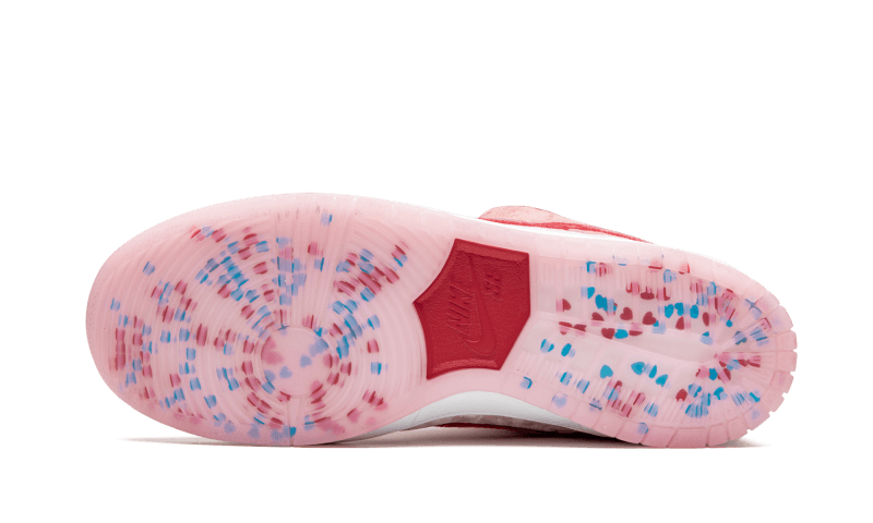 sb-dunk-low-strangelove-socksforsport