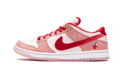 sb-dunk-low-strangelove-socksforsport