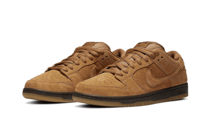 sb-dunk-low-wheat-socksforsport