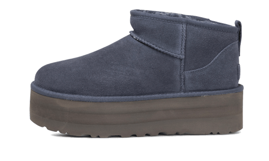 classic-ultra-mini-platform-boot-eve-blue-socksforsport