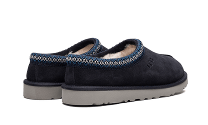 tasman-slipper-true-navy-socksforsport