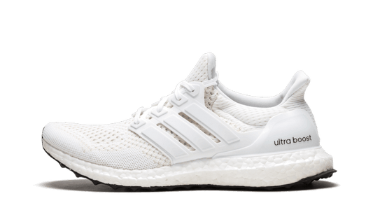 ultra-boost-10-core-white-socksforsport