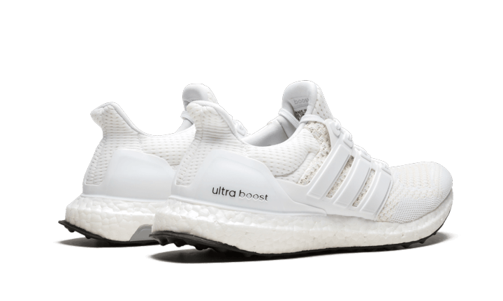 ultra-boost-10-core-white-socksforsport