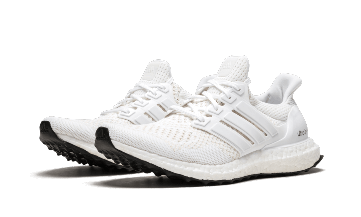 ultra-boost-10-core-white-socksforsport