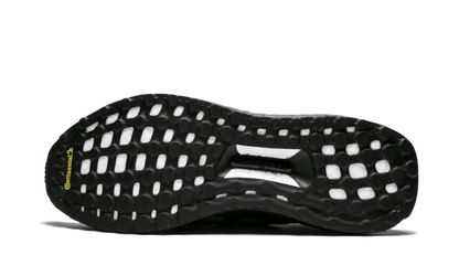 ultra-boost-bape-black-camo-socksforsport