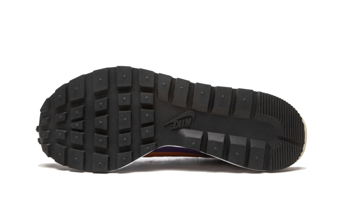 vaporwaffle-sacai-dark-iris-socksforsport