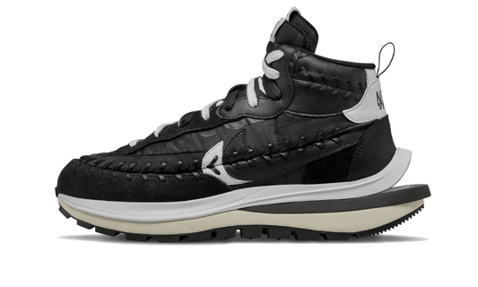 vaporwaffle-sacai-jean-paul-gaultier-black-white-socksforsport