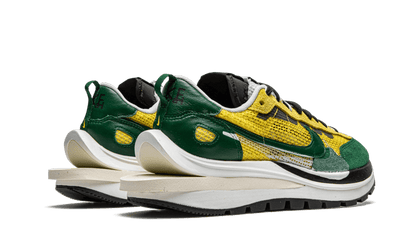 vaporwaffle-sacai-tour-yellow-stadium-green-socksforsport