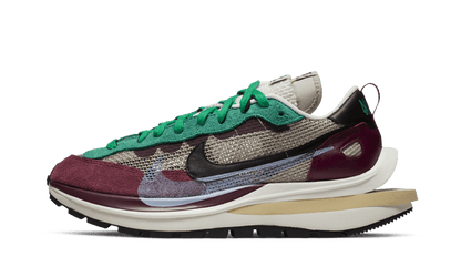 vaporwaffle-sacai-villain-red-neptune-green-socksforsport