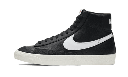 blazer-mid-77-vintage-black-sail-socksforsport